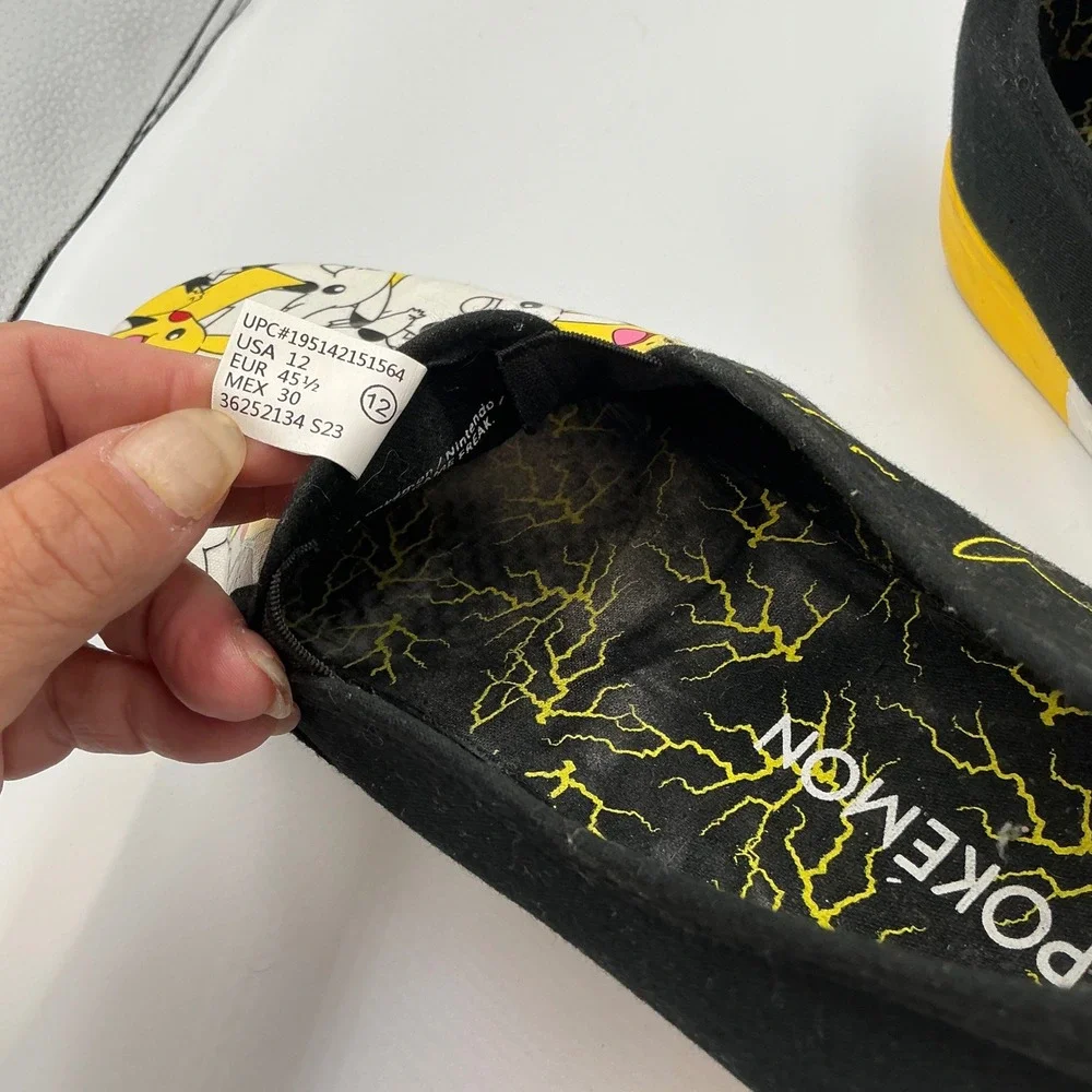 Pokemon Pikachu 25‎ Slip On Shoes Men's Size 12 Nintendo Yellow Black
